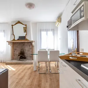 Ca' Dei Carmini Appartement