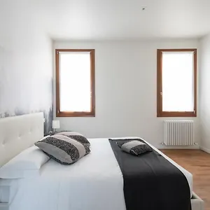 In San Marco With Canal View By Wonderful Italy Appartement